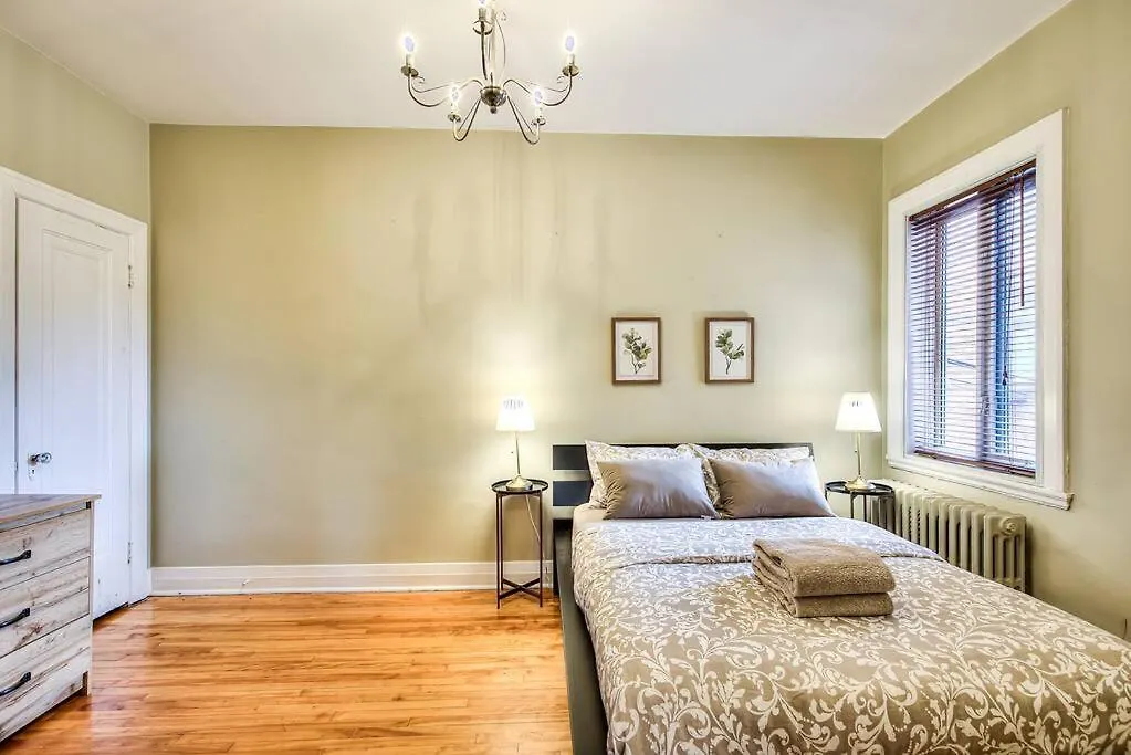 شقة 4Bdr-2Min Walk To Metro-Free Parking-15Min To Dt مونتريال 0*,
